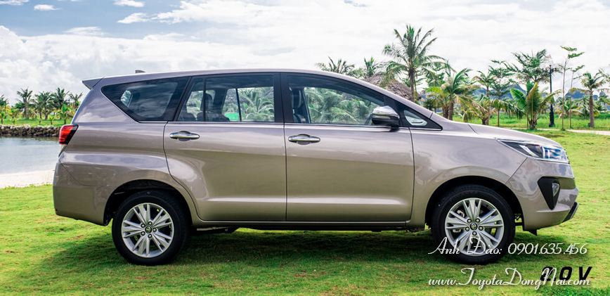 Toyota Innova Hinhchup 7