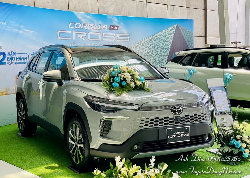 Toyota Corolla Cross Hinhchup 3