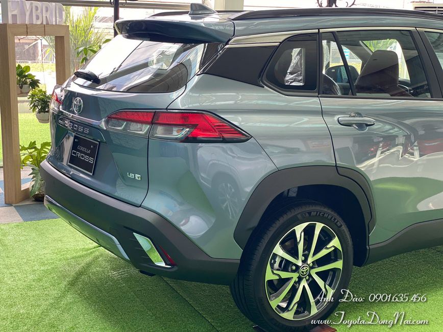 Toyota Corolla Cross Hinhchup 8