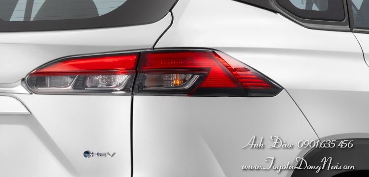 Toyota Corolla Cross Ngoaithat 4