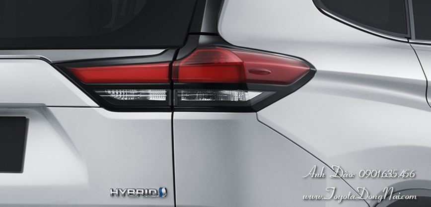 Toyota Innova Cross Ngoaithat 3