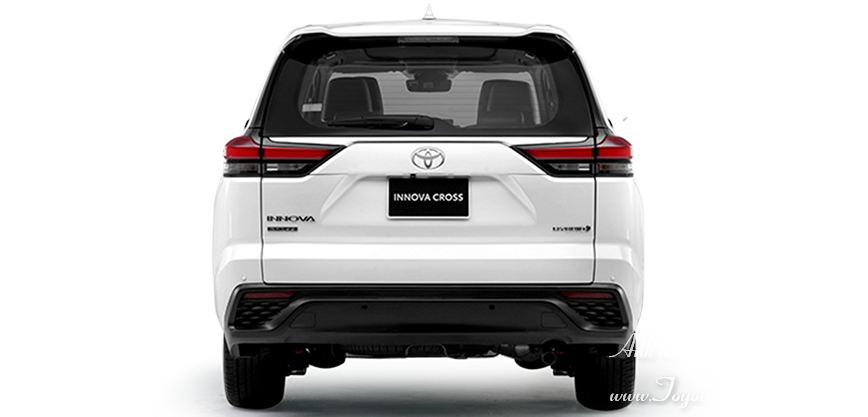 Toyota Innova Cross Ngoaithat 6