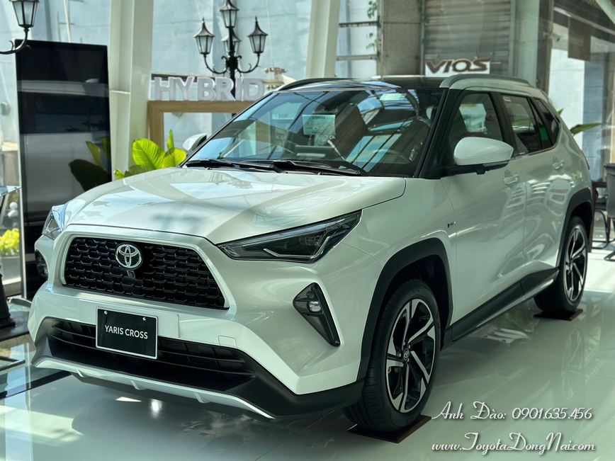 Toyota Yaris Cross Hinhchup 1