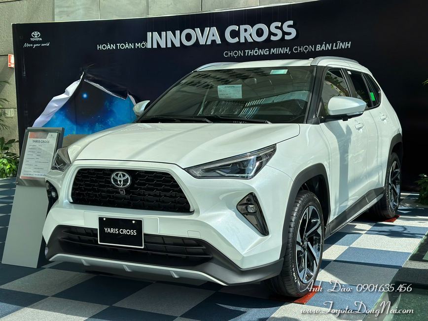 Toyota Yaris Cross Hinhchup 11