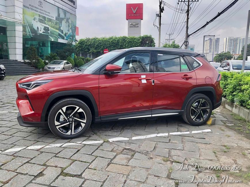 Toyota Yaris Cross Hinhchup 13