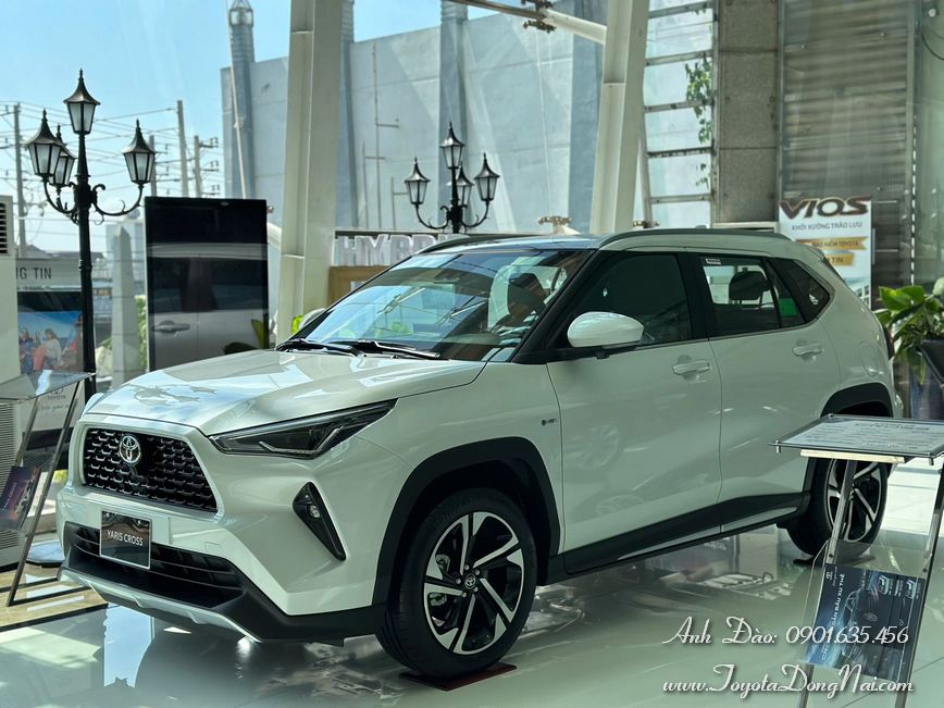 Toyota Yaris Cross Hinhchup 3