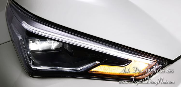 Toyota Yaris Cross Ngoaithat 6